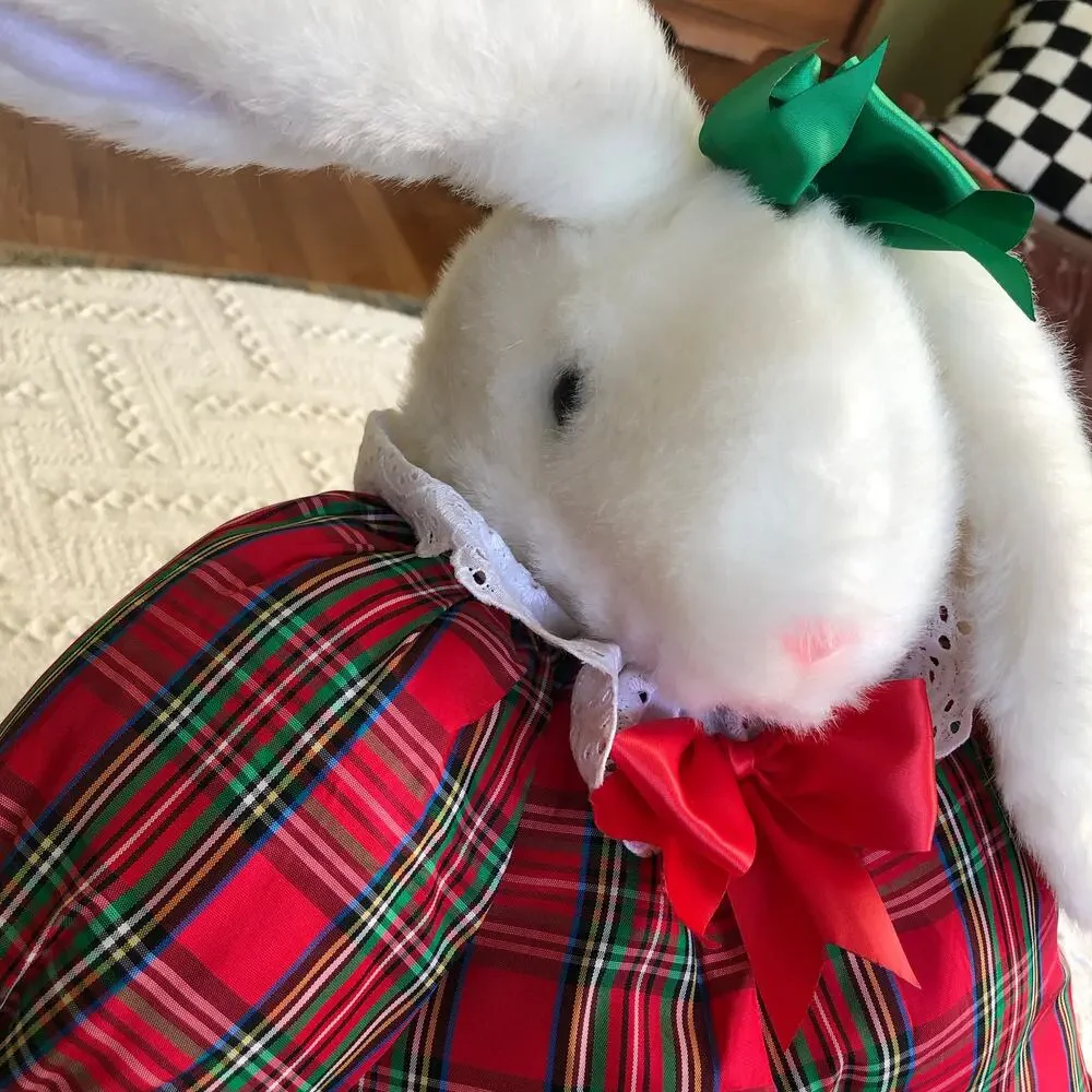 VTG L'Art de Chine Plaid Christmas Bunny Plush Holiday Decor Lg 20